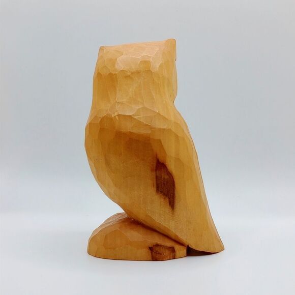 Carved owl - Picture 3 of 9